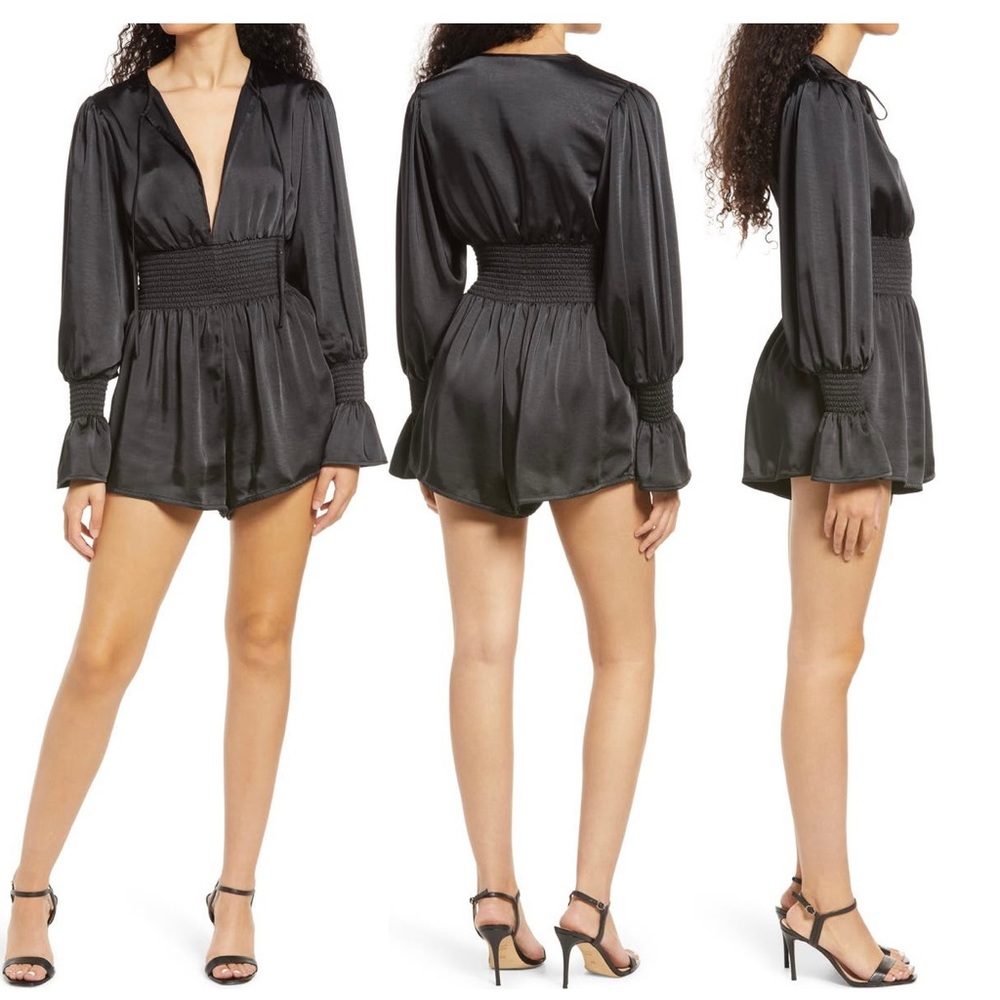 Weworewhat smocked sleeve romper Xs